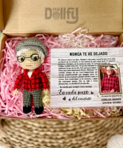 Personalized Crochet Doll with Photo Card "Nunca Te He Dejado"